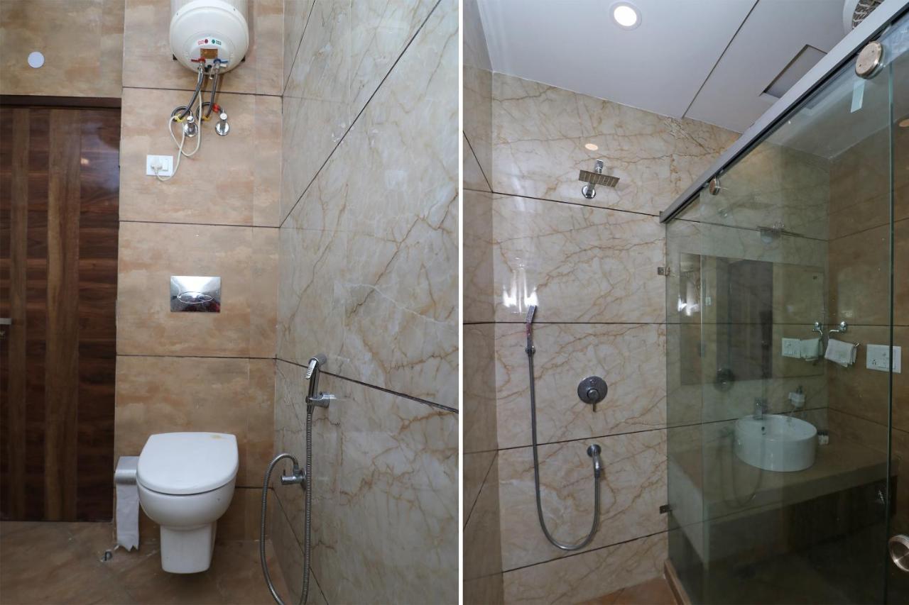 Oyo 9999 Hotel La Wisteria Delhi  Luaran gambar